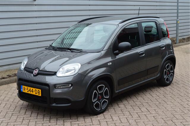 Fiat PANDA 1.0 Hybrid City Life O.a: Carplay, Airco, DAB, Centr. Vergr, Rijklaar, Etc. All-in prijs!