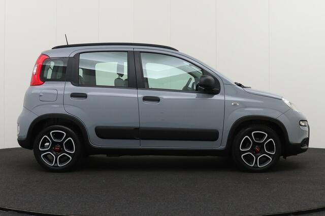 Fiat PANDA 1.0 Hybrid City Life 5-Persoons Carplay 15' LMV DAB Pack Flex