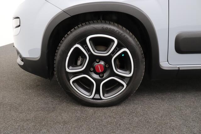 Fiat PANDA 1.0 Hybrid City Life 5-Persoons Carplay 15' LMV DAB Pack Flex