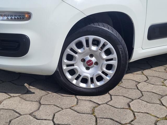 Fiat PANDA 0.9 TwinAir Popstar Plus Airco, 16.500KM! NIEUWSTAAT! Rijklaar met beurt & garantie!