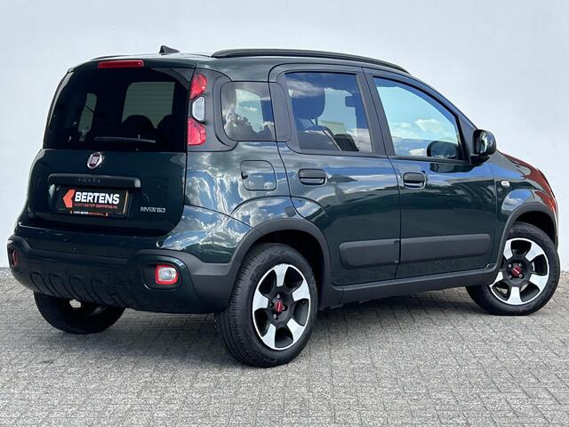 Fiat PANDA 1.0 Hybrid RED Cross