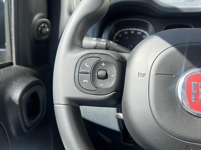 Fiat PANDA 1.0 Hybrid RED Cross