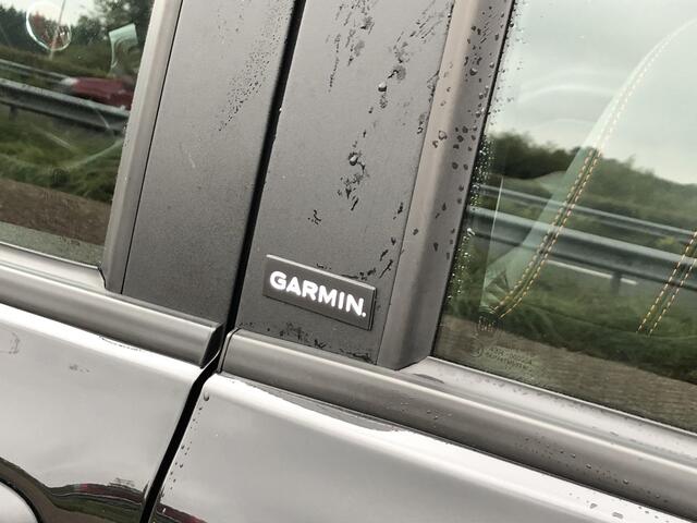 Fiat PANDA 1.0 Hybrid Cross Garmin CLIMATE|APPLE/ANDROID|DAB|5-PERSOONS