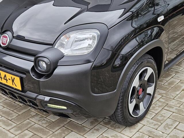 Fiat PANDA 1.0 Hybrid City Cross Hoge instap