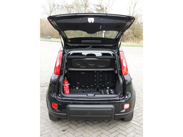 Fiat PANDA 1.0 Hybrid City Life GR. SCHERM | DAB+ | AIRCO | STOERE HOOGZITTER