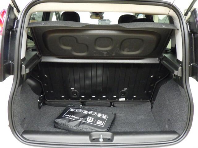 Fiat PANDA 1.0 Hybrid Pandina