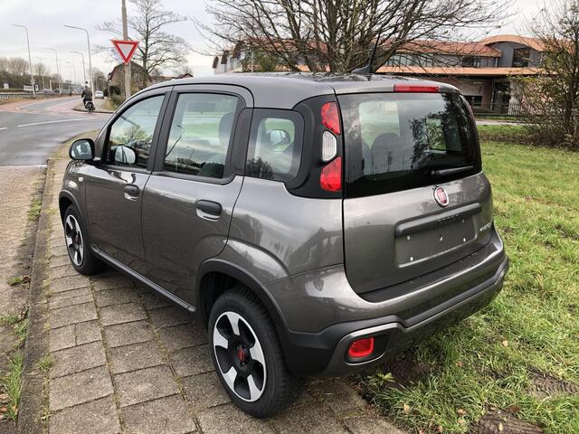 Fiat PANDA 1.0 Cross Hybrid City Plus CLIMATE|APPLE/ANDROID|STOELVERWARMING