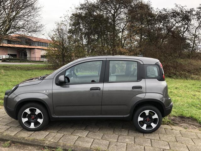 Fiat PANDA 1.0 Cross Hybrid City Plus CLIMATE|APPLE/ANDROID|STOELVERWARMING