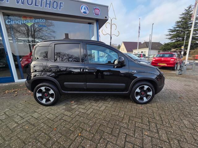 Fiat PANDA 1.0 Hybrid Cross