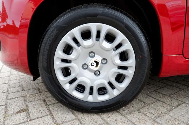 Fiat PANDA 1.0 Hybrid City / INCL. 2 jaar FabrieksGarantie