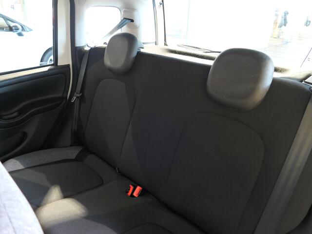 Fiat PANDA 1.0 Hybrid City Life - Occasion Lease vanaf ¤484 p/m - Sensor achter - Elektrisch verstelbare buitenspiegels