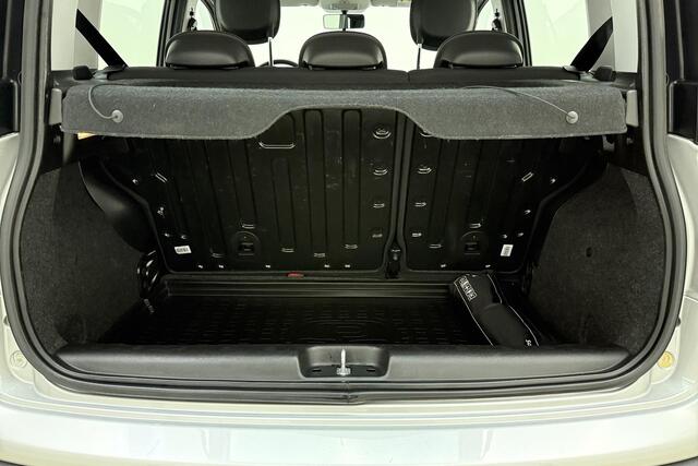 Fiat PANDA 0.9 TwinAir Lounge Automaat | Trekhaak | Parkeersensoren | Airco | Hoge instap | Metaallak | Lichtmetalen velgen