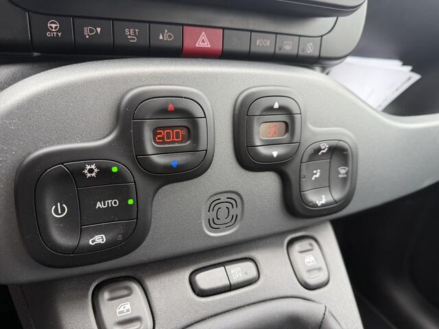 Fiat PANDA 1.0 Hybride Cross Airco|CarPlay|Hoogzitter!