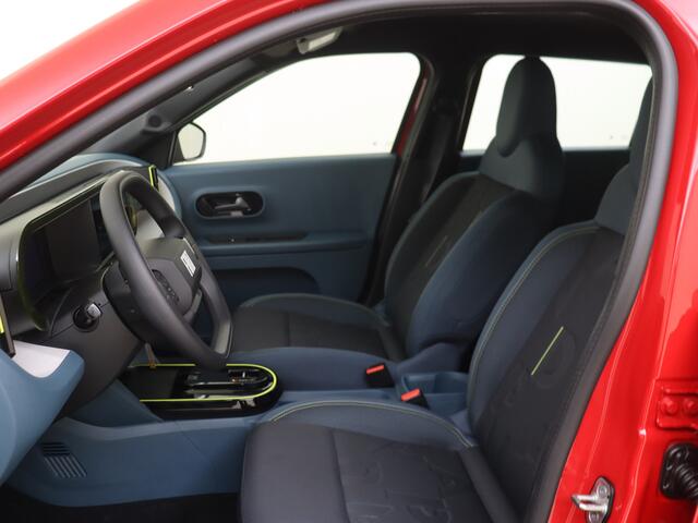 Fiat PANDA Grande RED 11kW 44 kWh | Parkeersensoren | Apple Carplay | Airco