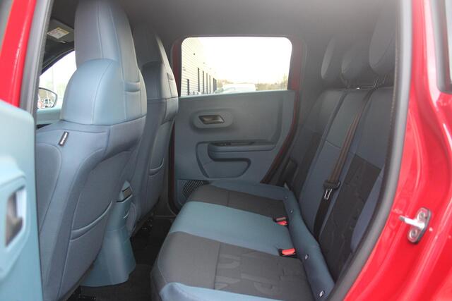 Fiat PANDA Grande 1.2 110PK Hybrid ICON | 16" LICHTMETALEN VELGEN | DRAADLOZE APPLE CARPLAY/ANDROID AUTO | PARKEERSENSOREN ACHTER | LED KOPLAMPEN | DAB+ RADIO | CRUISE CONTROL | LANE ASSIST | AIRCO | VERKEERSBORDEN HERKENNING |