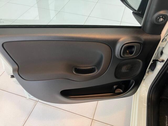 Fiat PANDA 0.9 80 Lounge Automaat/lm velgen/trekhaak/ lage km-stand
