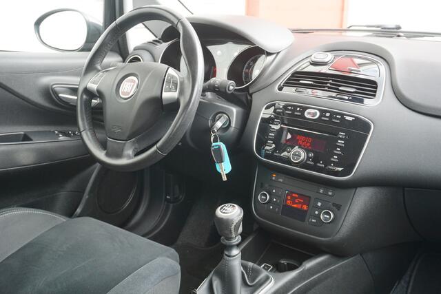 Fiat PUNTO Evo 0.9 TwinAir Lounge | Origineel NL | 1ste eigenaar | Airco | Radio | Cruise Control | PDC |