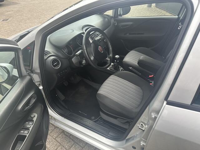 Fiat PUNTO Evo 0.9 TwinAir Sempre | Trekhaak | Cruise | Navi