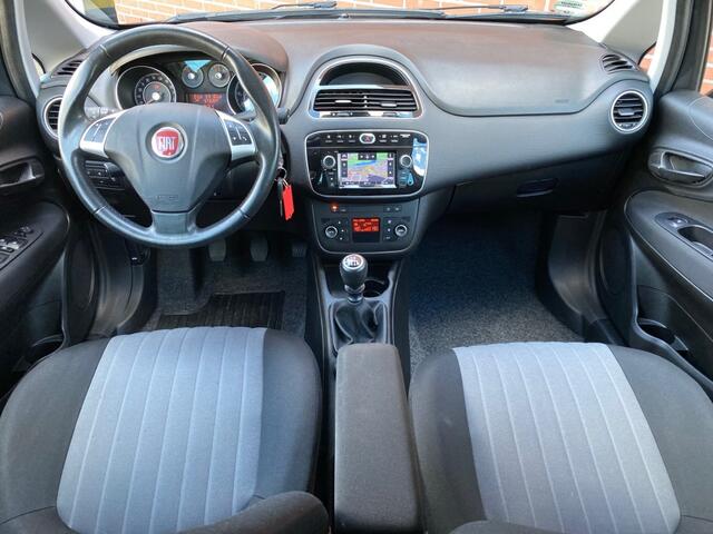 Fiat PUNTO 0.9 TA SEMPRE NAV CRUISE CLIMA PDC LMV BLUETOOTH