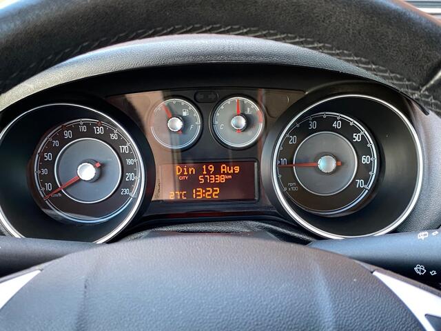 Fiat PUNTO 0.9 TA SEMPRE NAV CRUISE CLIMA PDC LMV BLUETOOTH