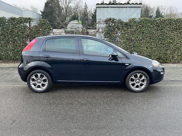 Fiat PUNTO Evo 0.9 TwinAir * Navi * Cruise * Airco * Apk 10-2026 * LPG