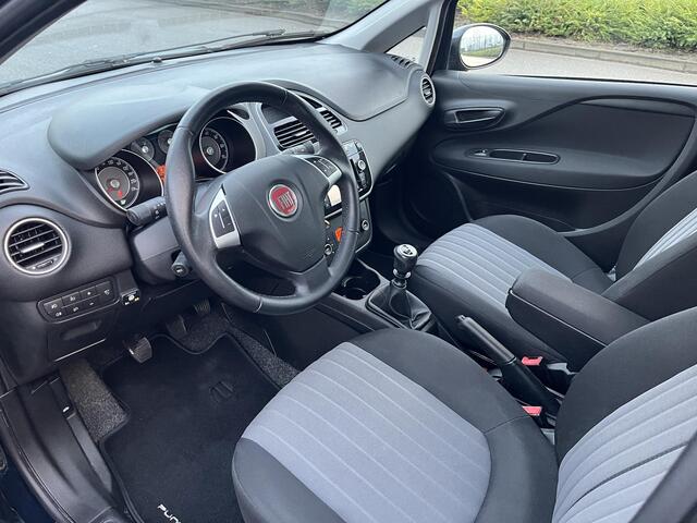 Fiat PUNTO Evo 0.9 TwinAir * Navi * Cruise * Airco * Apk 10-2026 * LPG