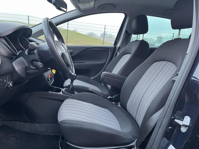 Fiat PUNTO Evo 0.9 TwinAir * Navi * Cruise * Airco * Apk 10-2026 * LPG