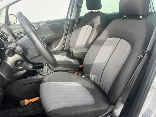 Fiat PUNTO Evo 0.9 TwinAir Sempre / Trekhaak (1.000KG) / Navigatie / Bluetooth / Airco / 16'' Lichtmetalen Velgen / Multifunctionele Stuurbediening /