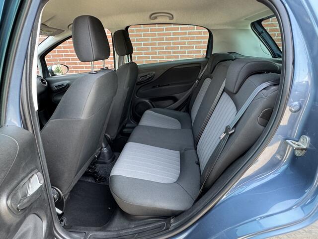 Fiat PUNTO Evo 0.9 TA Sempre CLIMA CRUISE PDC LMV DAB TREKHAAK