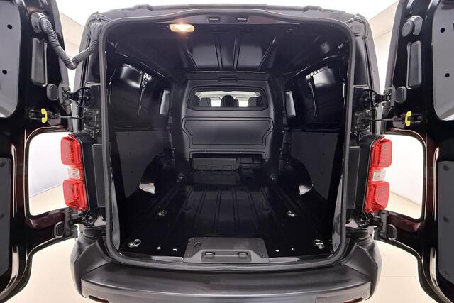 Fiat SCUDO 2.0 MultiJet L3H1 DC Business Pro Dubbele cabine | 180Pk Automaat | Airconditioning | Elektrisch Pakket | Parkpilot | Cruise control | 6-Persoons | 26 KM !!!!