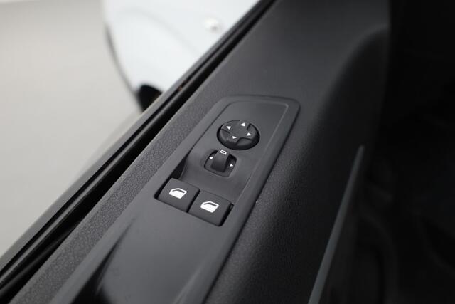 Fiat SCUDO 2.0 MJ-180pk Automaat | L3H1 | Dubb. Cab. | Rijklaar! | 6 pers | Cruise | Airco | Apple Carplay