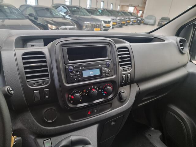 Fiat TALENTO 1.6 MJ EcoJet L1H1 Incl. BTW/ BPM Airco Camera PDC 9 personen Passenger Kombi Combi Tourer