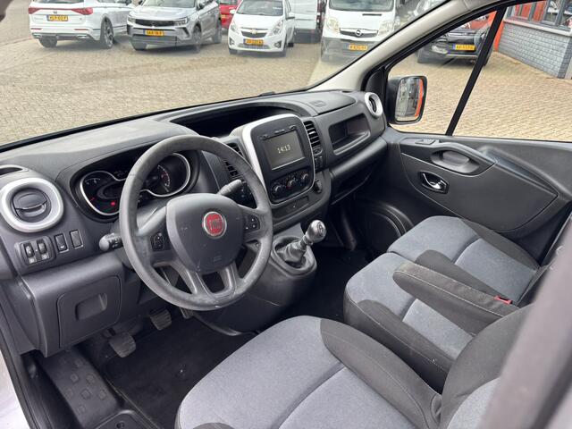 Fiat TALENTO 1.6 MJ EcoJet L1H1 / Navi / Airco / Trekhaak / Imperiaal / 3 Zitplaatsen Voor / Nette Bus /