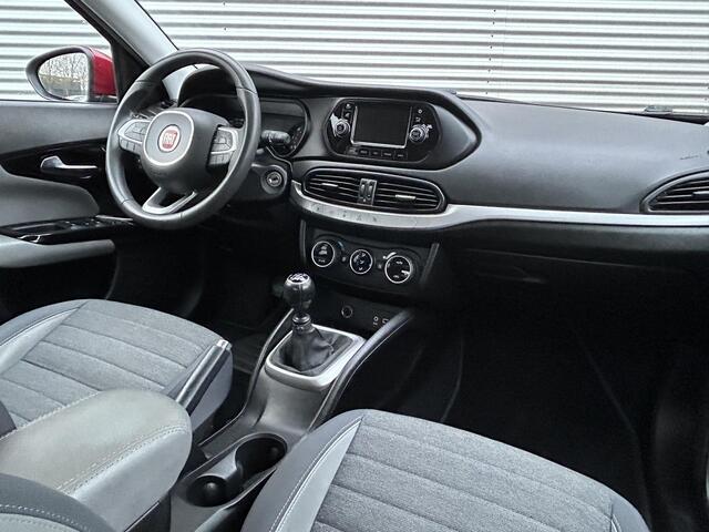 Fiat TIPO 1.4 16V Lounge | PDC | Clima | CruiseControl |