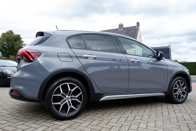 Fiat TIPO Cross 1.0 Cross Navi/Camera 12MND Bovag garantie Rijklaarprijs!
