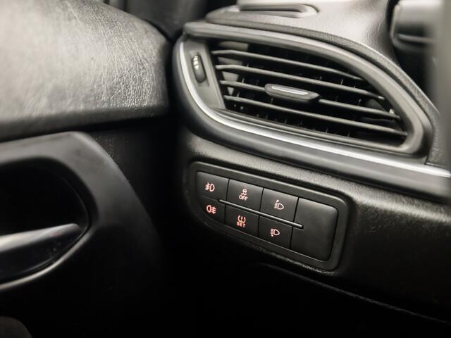 Fiat TIPO 1.4 T-Jet Sport (APPLE CARPLAY, GROOT NAVI, CLIMATE, CAMERA, STOELVERWARMING, SPORTSTOELEN, LM VELGEN, GETINT GLAS, NIEUWE APK, NIEUWSTAAT)