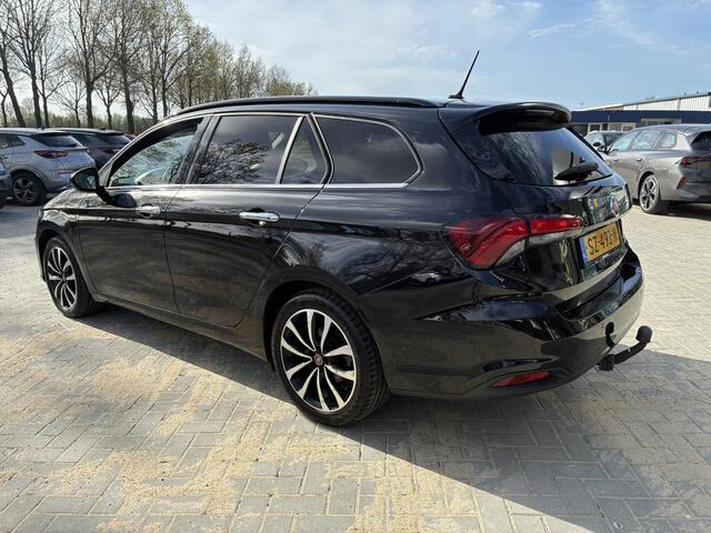 Fiat TIPO Stationwagon 1.4 T-Jet 16v Business Lusso Climate control | Navigatie | Leder | LM Velgen | Cruise control | Trekhaak | Parkpilot