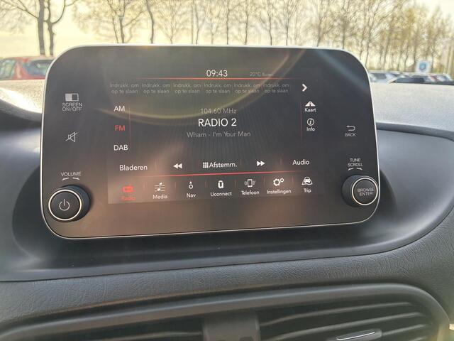 Fiat TIPO Stationwagon 1.4 T-Jet 16v Business Lusso Climate control | Navigatie | Leder | LM Velgen | Cruise control | Trekhaak | Parkpilot