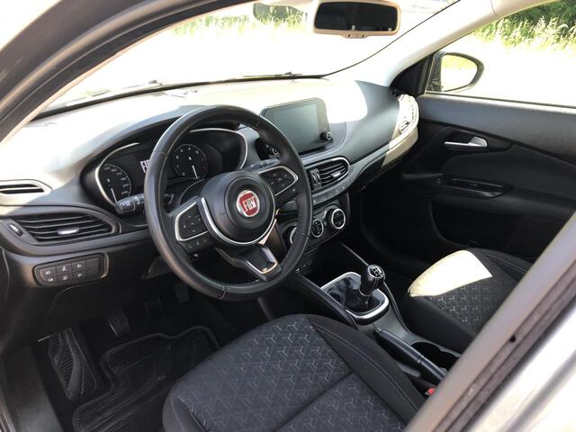 Fiat TIPO Cross 1.0 Turbo 100 City Cross CLIMATE|APPLE/ANDROID|TREKHAAK|CAMERA|DAB|17"