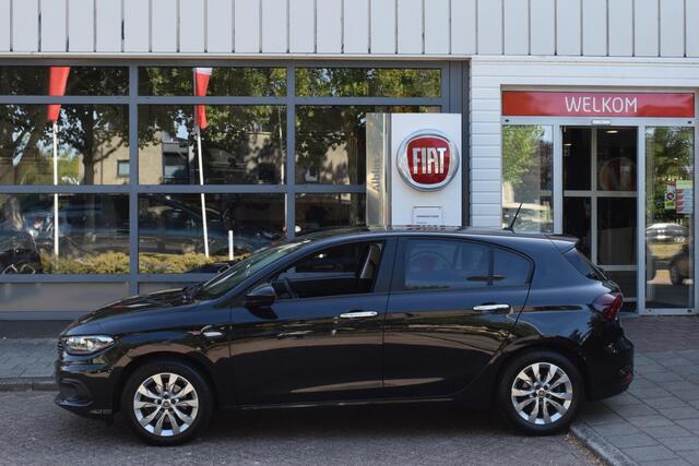 Fiat TIPO 1.4 T-Jet 16v|Carplay|Camera|Trekhaak|Rijklaar!