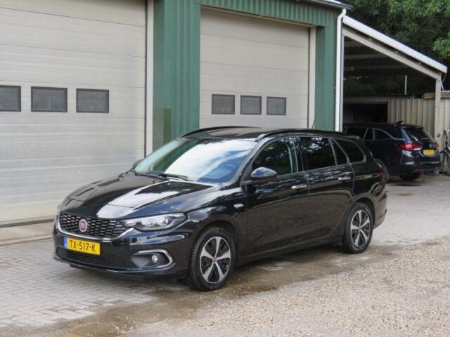 Fiat TIPO 1.6 MJ 16V BNS LUSSO