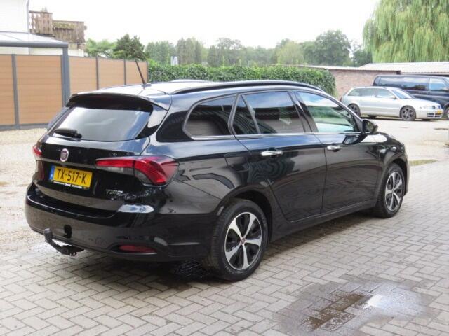 Fiat TIPO 1.6 MJ 16V BNS LUSSO