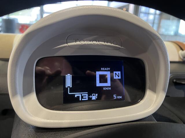 Fiat Topolino Dolcevita Bij ons in de showroom, gelijk rijden