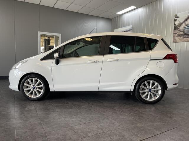 Ford B-MAX 1.0 EcoBoost Titanium Verwarmde voorstoelen, Parkeersensoren, Navigatie, Cruise control.