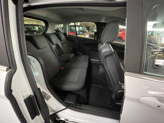 Ford B-MAX 1.0 EcoBoost Titanium Verwarmde voorstoelen, Parkeersensoren, Navigatie, Cruise control.