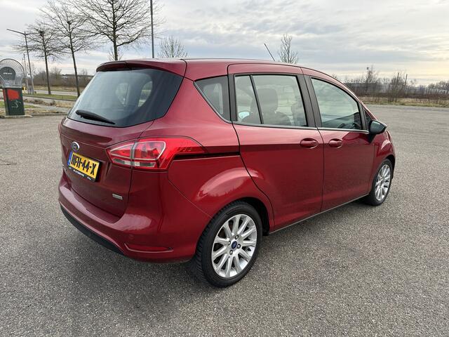 Ford B-MAX 1.0 EcoBoost Titanium