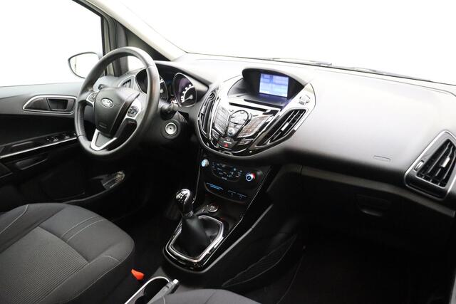 Ford B-MAX 1.0 EcoBoost Titanium | Navigatie | Weinig kilometers | Parkeersensoren voor en achter | Lichtmetalen velgen | Climate control | Hoge instap