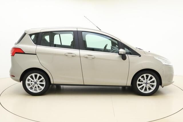 Ford B-MAX 1.0 EcoBoost Titanium | Navigatie | Weinig kilometers | Parkeersensoren voor en achter | Lichtmetalen velgen | Climate control | Hoge instap