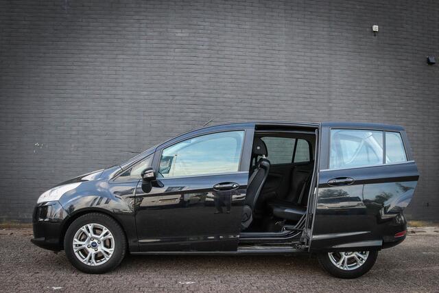 Ford B-MAX 1.0 EcoBoost Style Net binnen, wordt nog showroom klaargemaakt