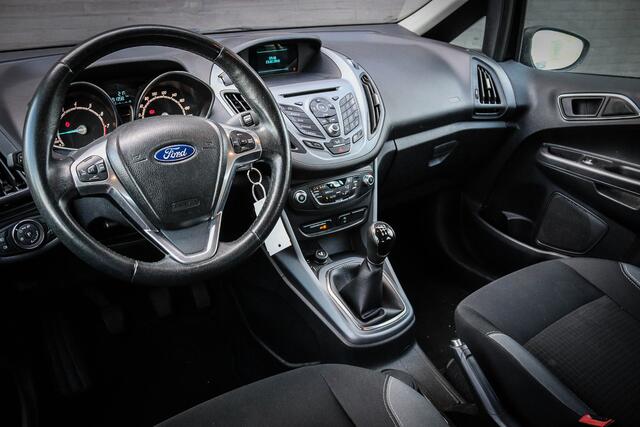 Ford B-MAX 1.0 EcoBoost Style Net binnen, wordt nog showroom klaargemaakt